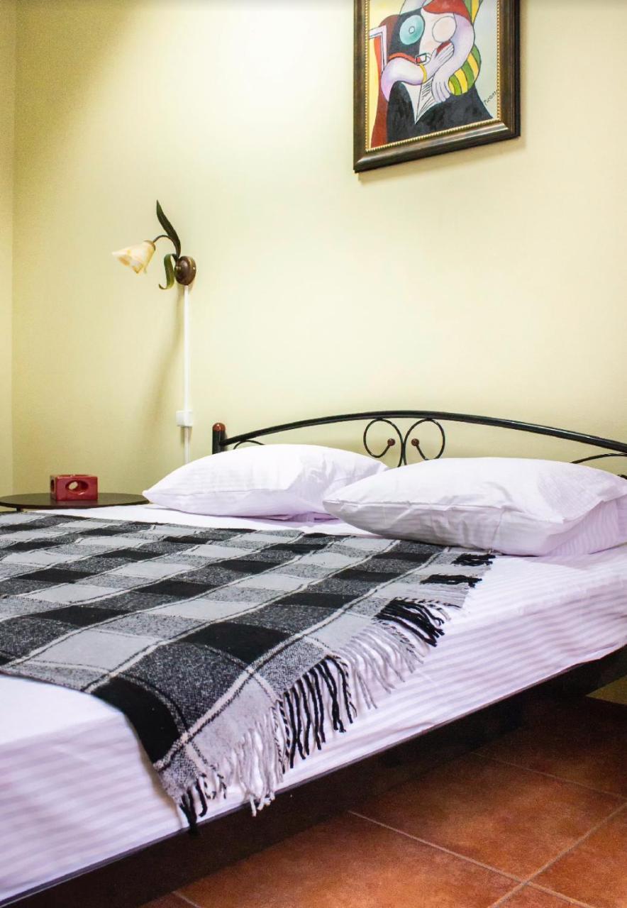 Hostel Koleso Odessza Kültér fotó